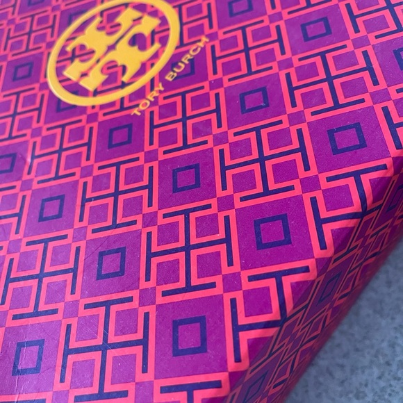 NWOT. Tory Burch ankle boots size 8,5 - Picture 11 of 15